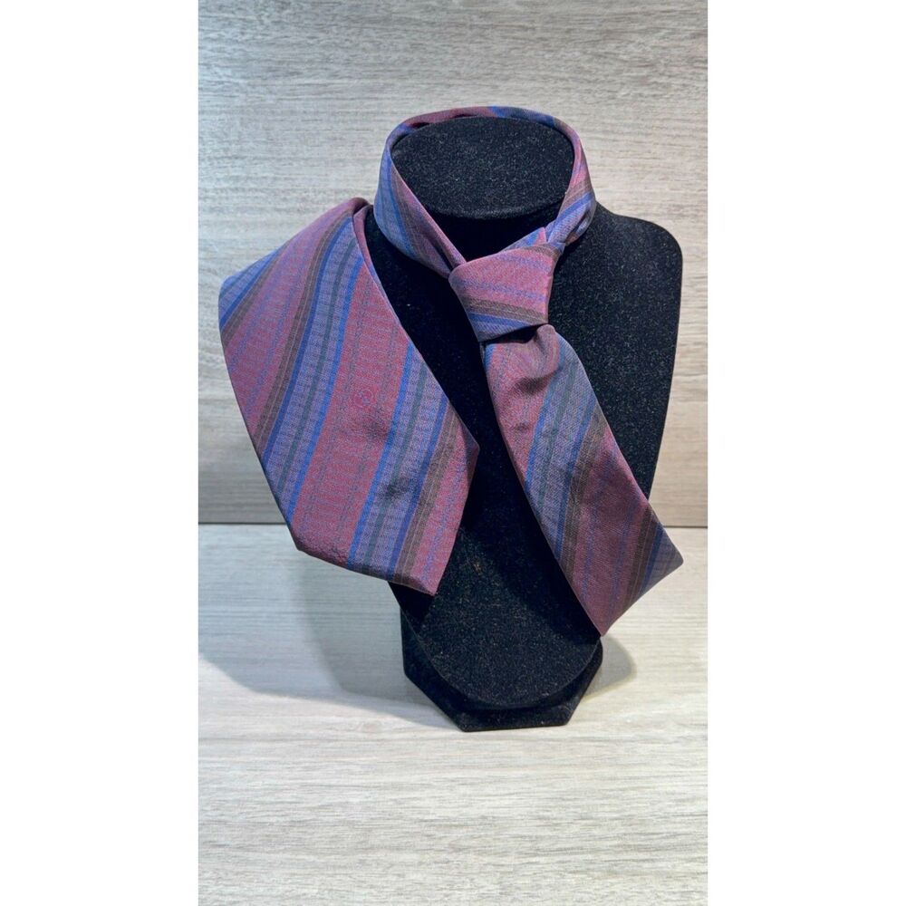 Gucci Vintage Silk Diagonal Stripe Tie GG Logo Made in Italy